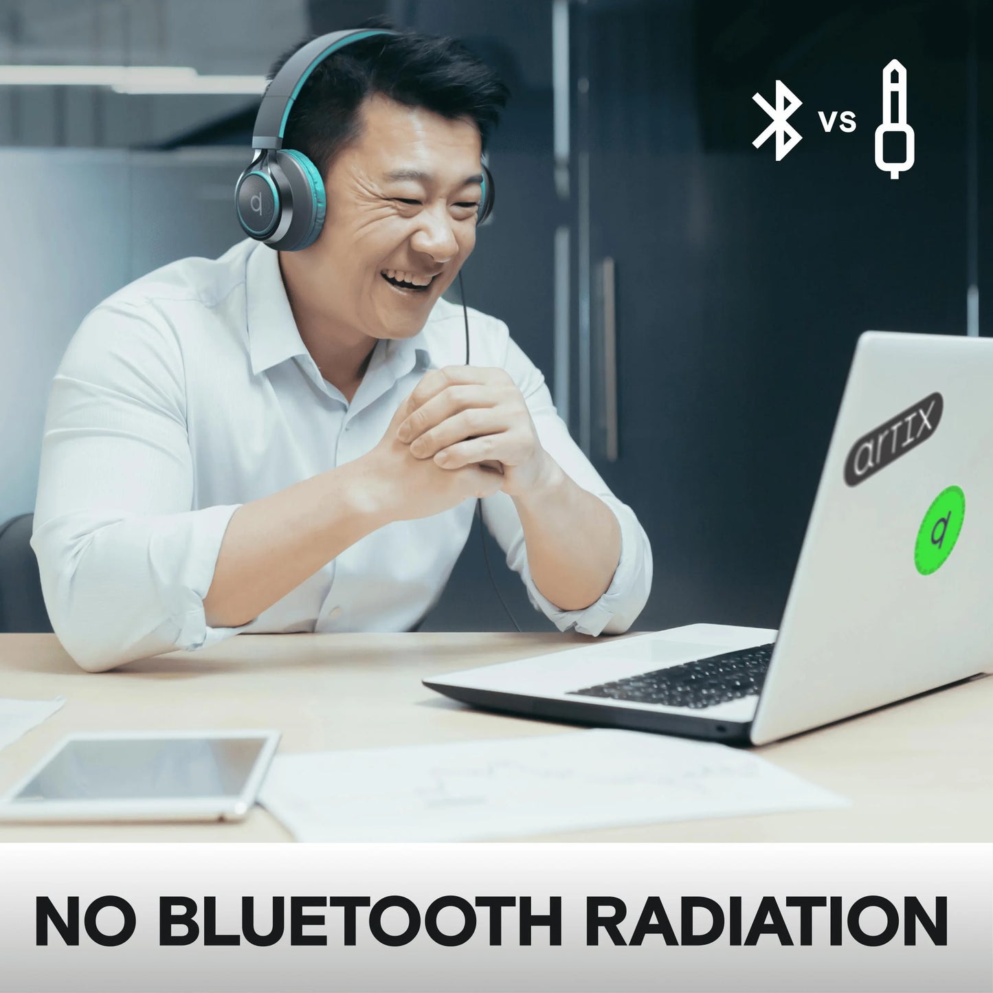 CL750 Wired Headphones with Microphone, On-Ear Head Phones with Mic, Turquoise